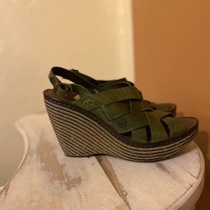 green wedges